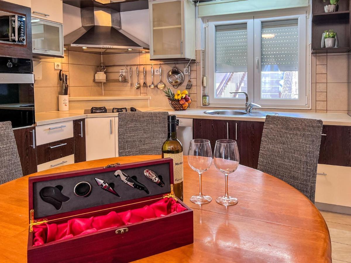 Apartman Zara Biograd Na Moru Exteriér fotografie